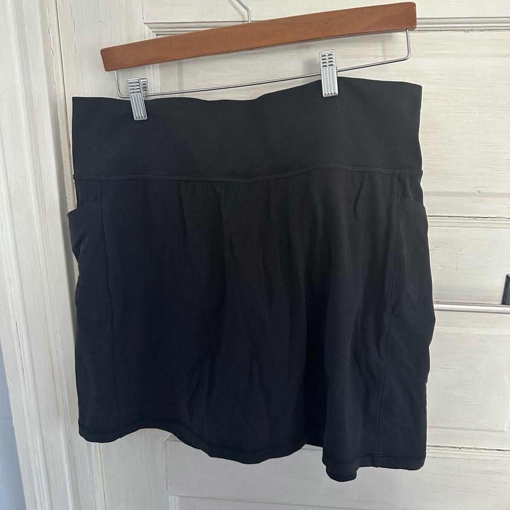 Athleta Salutation Stash 16.5” Skort